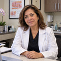 Dra. Claudia Navarro